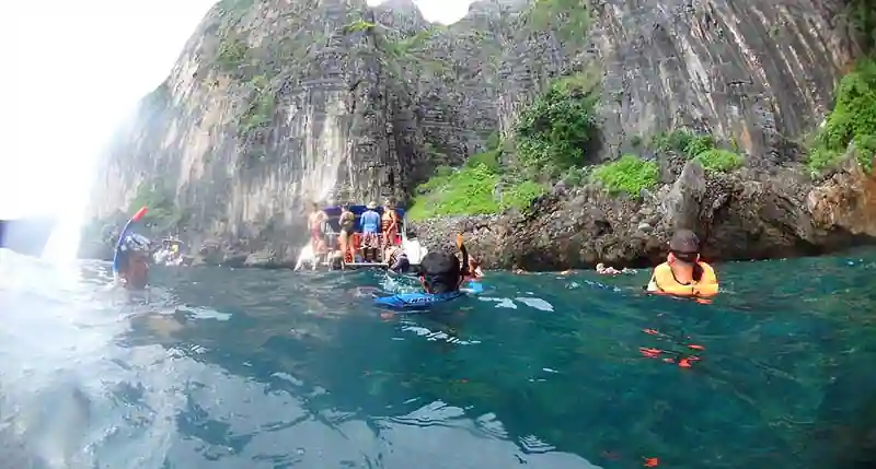 Phi Phi Island Tour from Phuket - Maya Bay Phi Phi Island tour by speedboat package